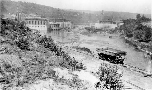 Stevenson-dam-construction-era-01.jpg